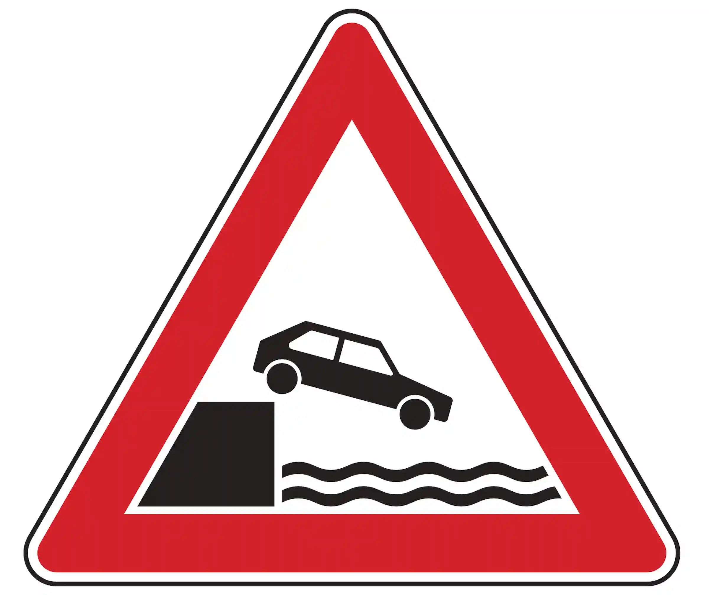 Dreieckiger Verkehrszeichen mit rotem Rand und ein Auto, was über ein Ufer fährt.
