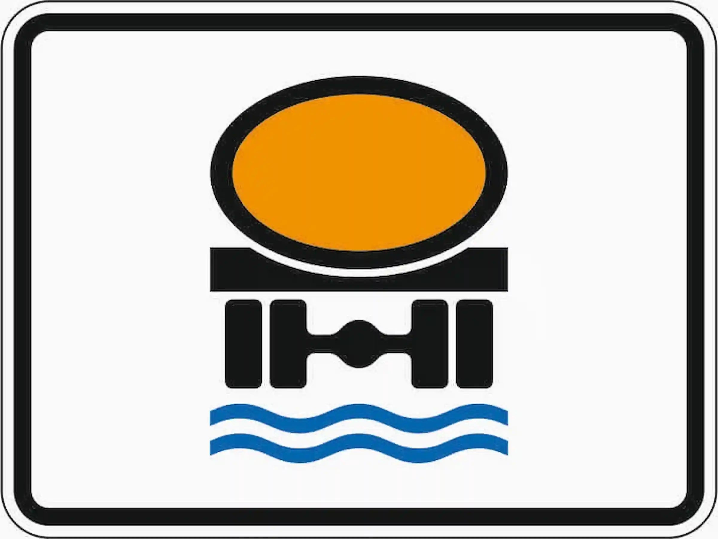 Verkehrszeichen "Nur Fahrzeuge mit wassergefährdender Ladung" - VZ 1052-31